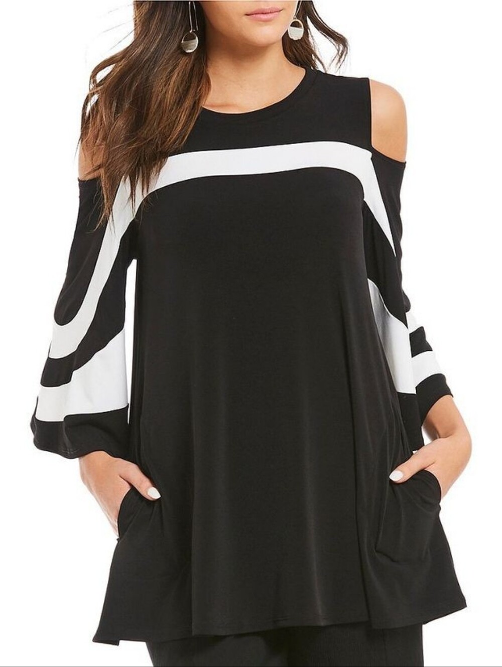 NWT IC Collection Open Shoulder Trim Platter Black And White Tunic Top XXL